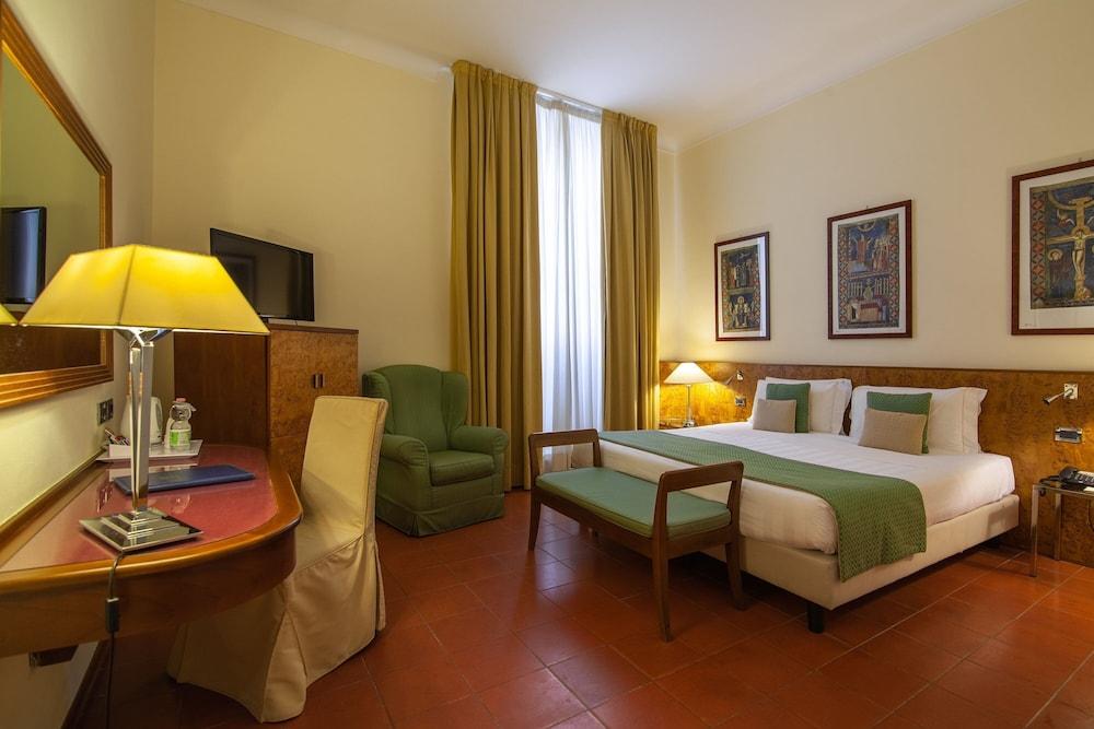 Ilaria 4* Lucca